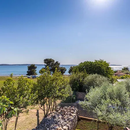 Gorgeous In With House Sea View Holiday home Peroj
