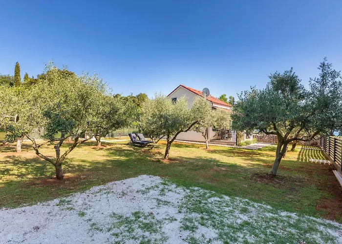 Prázdninový dům Awesome In With Wifi